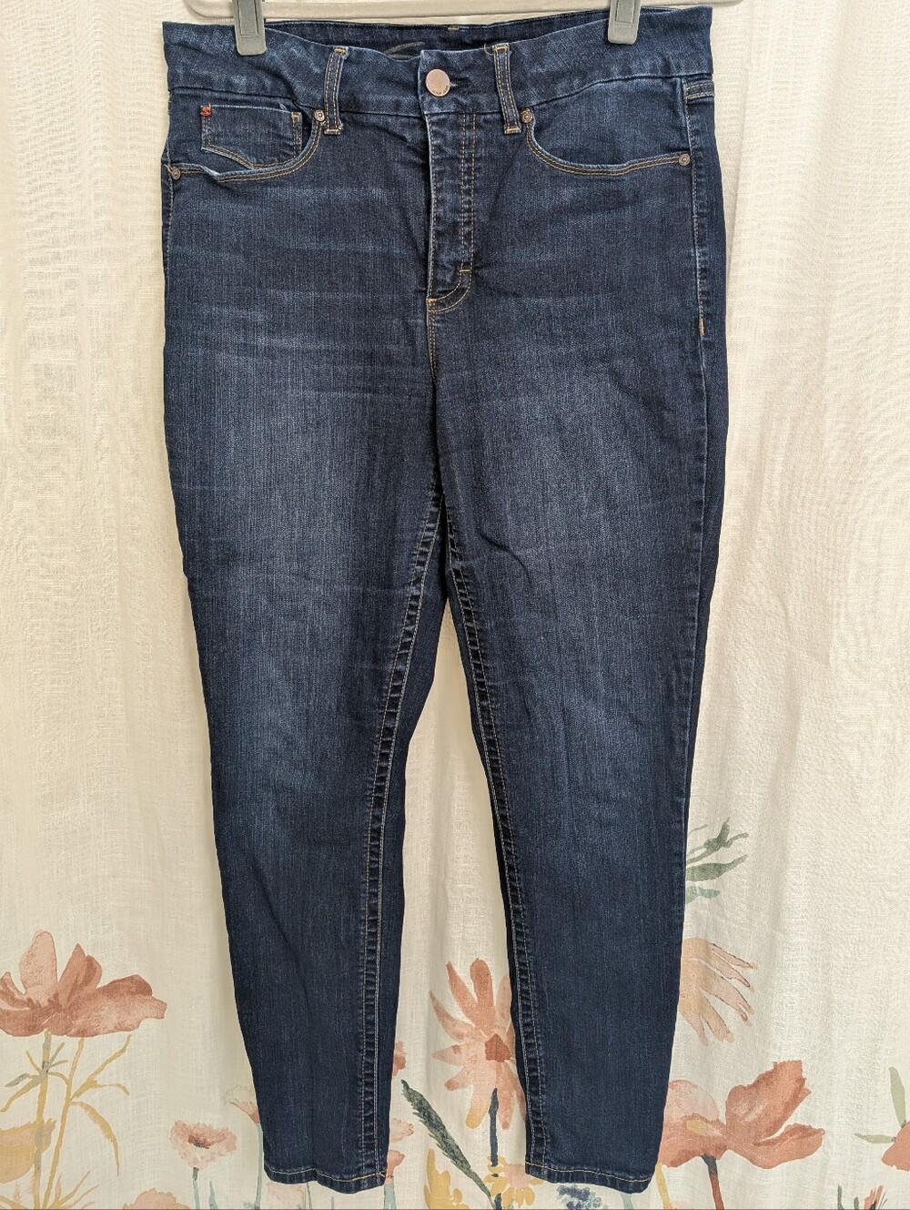 Seven7 Tummy Control Skinny Jeans Size 14